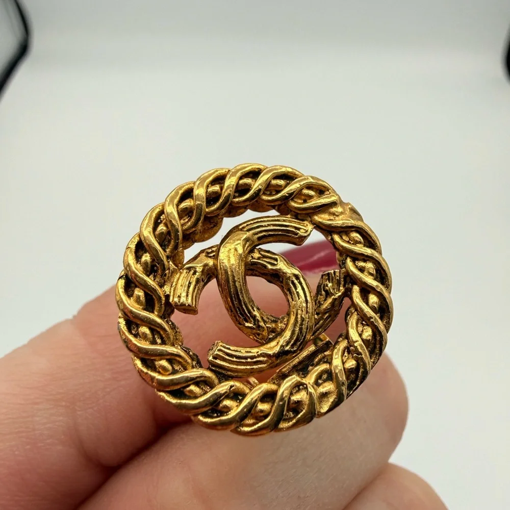 Chanel Gold Interlocking Clip Earrings - Picture 2 of 7